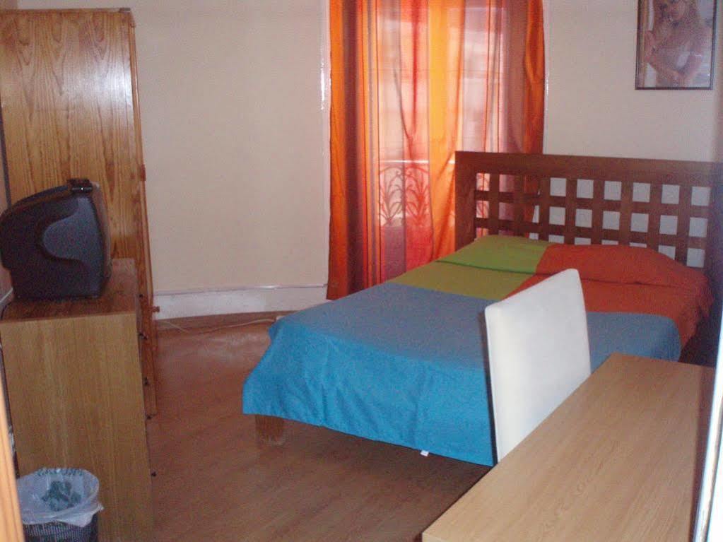 Alojamento Local Private Accommodation Lissabon Exterior foto